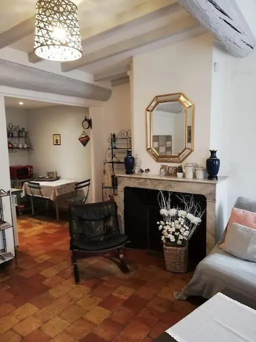 Studio Ensoleille, Typique Centre Historique, Wifi آيكس أومبروفينس