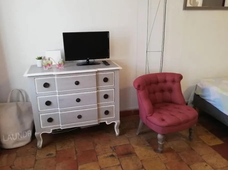 Studio Ensoleille, Typique Centre Historique, Wifi Aix-en-Provence France
