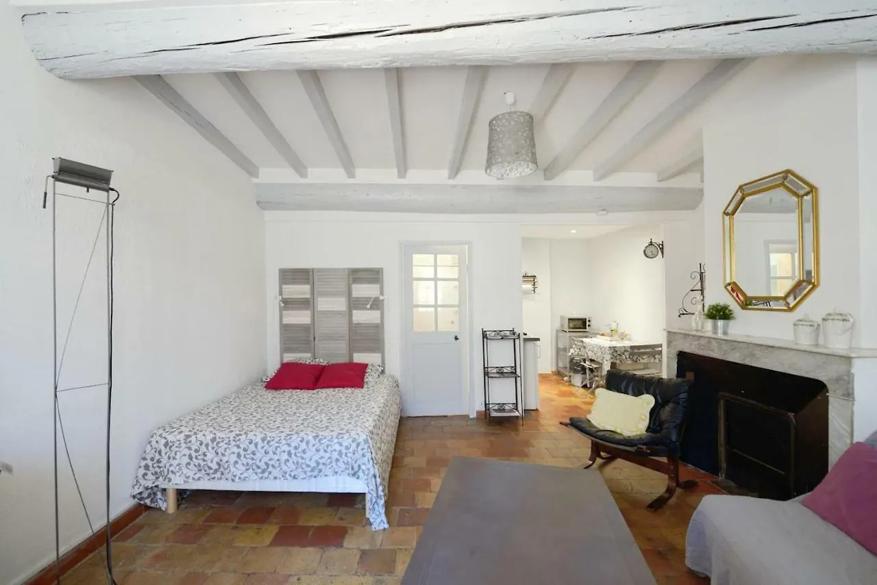 Studio Ensoleille, Typique Centre Historique, Wifi Aix-en-Provence
