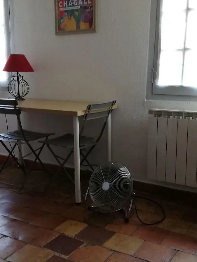 Studio Ensoleille, Typique Centre Historique, Wifi Aix-en-Provence